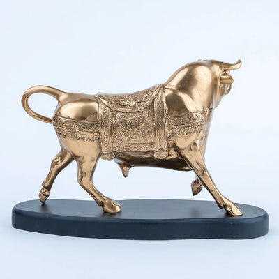 Golden Bull Figurine, Gold Finish Decorative Bull Statue with Ornate Engraved Details and Black Base for Living Room, Office, Console Table and Home Décor