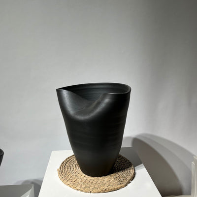 Flow Crest Vase