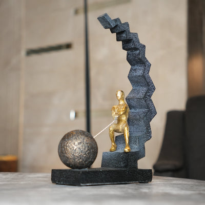 Steps Gold Strive Showpiece