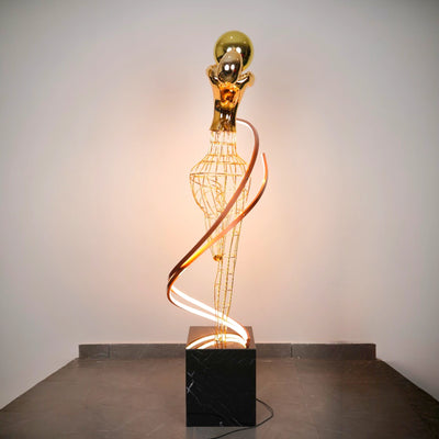 Sculptural Wireframe Floor Lamp