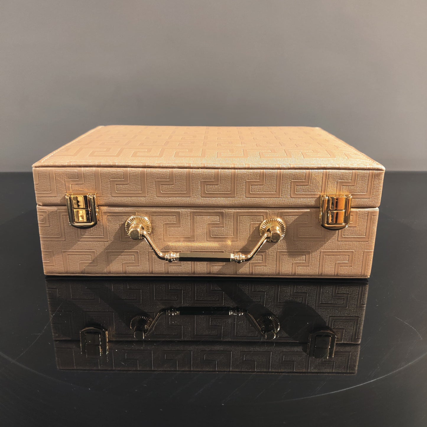 Elegant Beige Jewelry Organizer Box