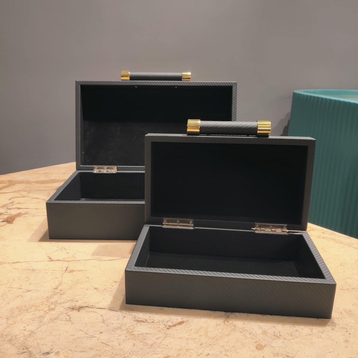 2-in-1 Carbon Luxe Gift Box