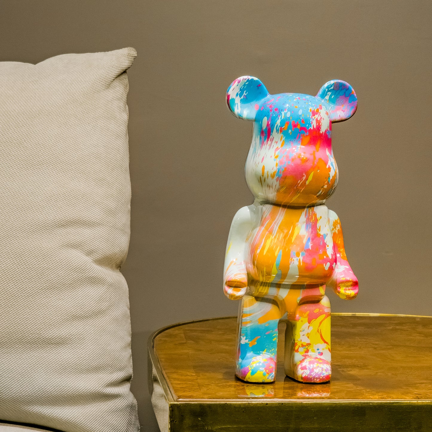 Street Pulse Graffiti Bear