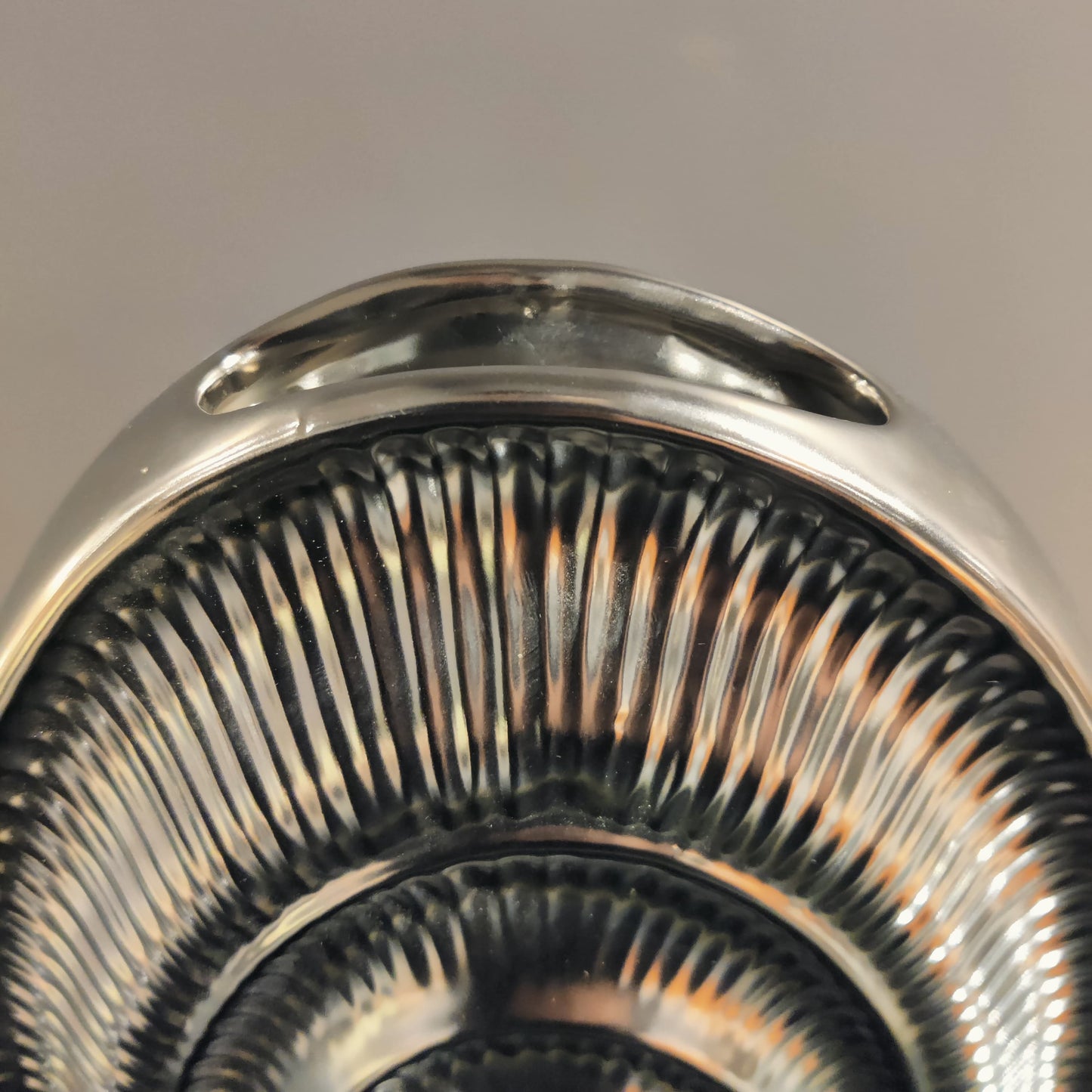 Opulent Lacework Ceramic Vase - Gold / Silver