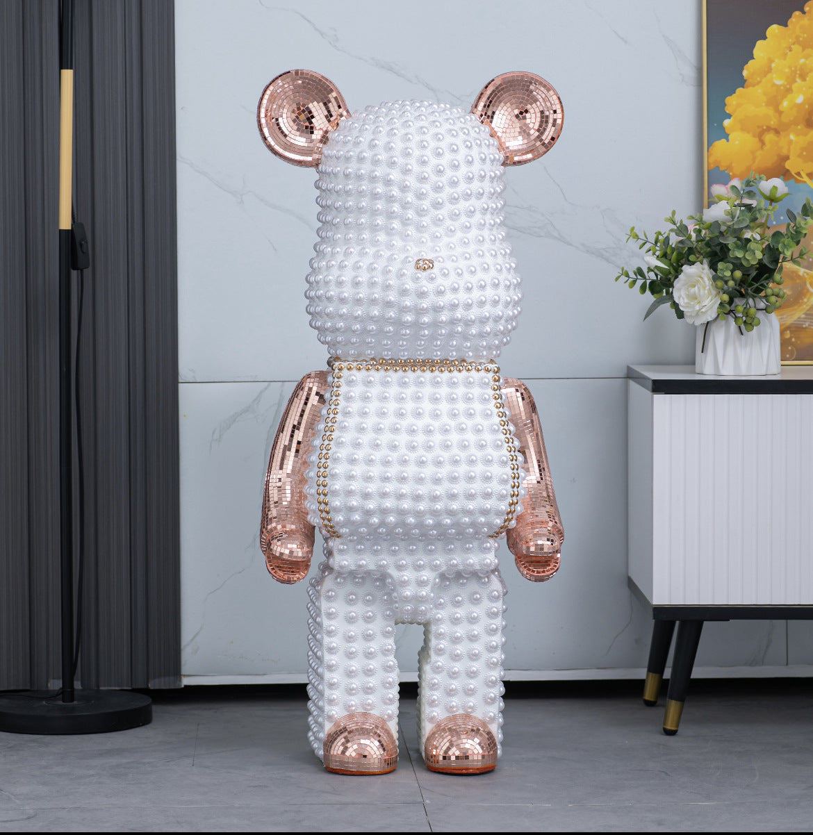 Grand Bear Luxe Decor