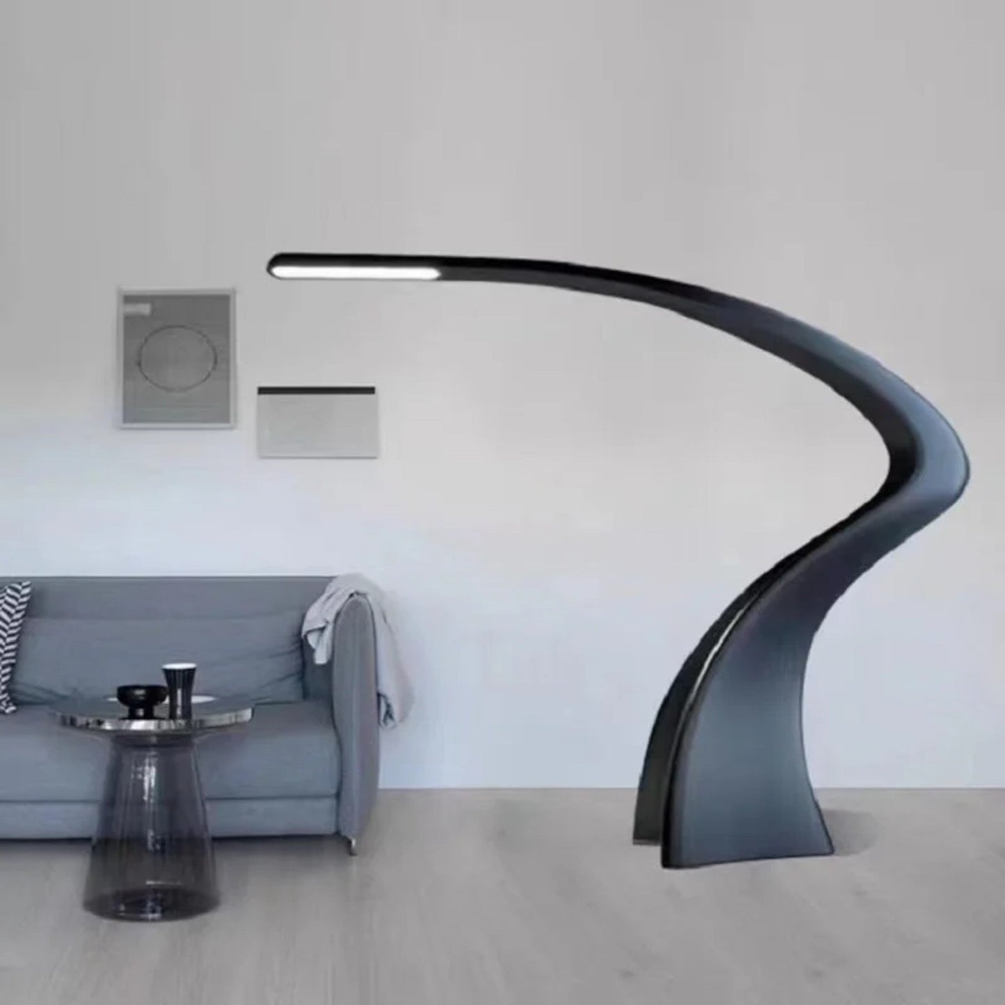 Lluminara Curvado over blue sofa render