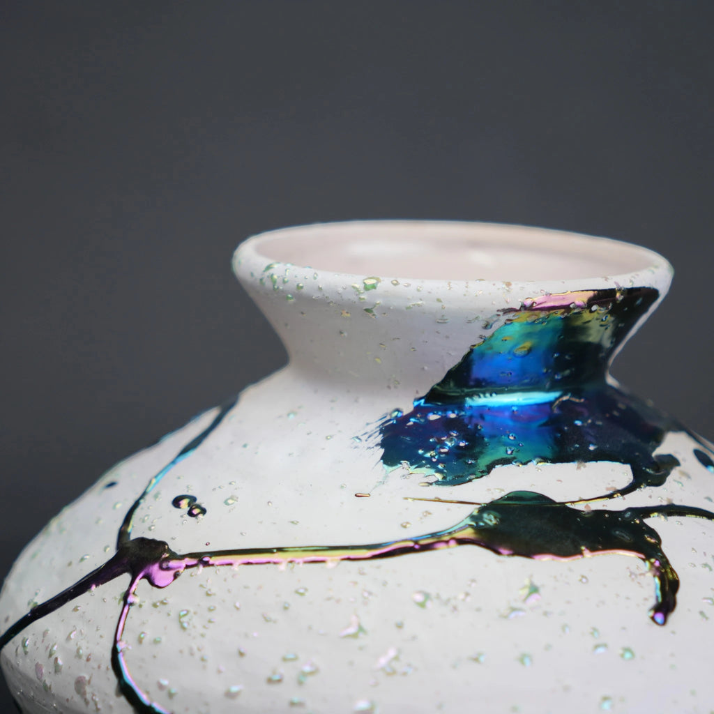 abstract splash white ceramic decorative vase