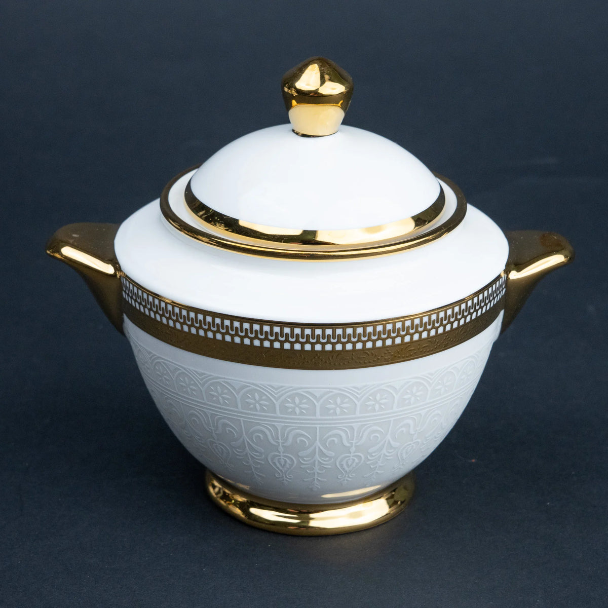 Ghar Art Heritage White 15-Piece Tea Set with Teapot, 6 Cups, 6 Saucers, Sugar Bowl and Creamer | White Ceramic with Gold Detailing and Luxury Presentation Case | Diwali Gift