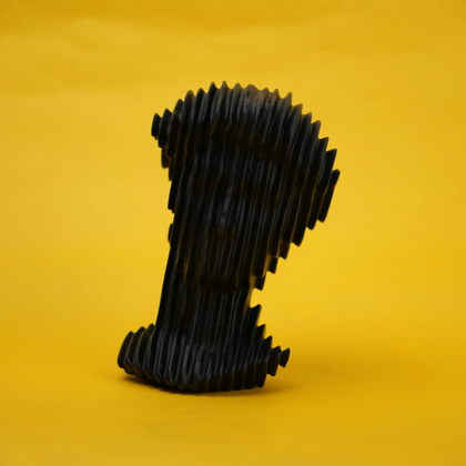 Black fin-layer bust side on yellow