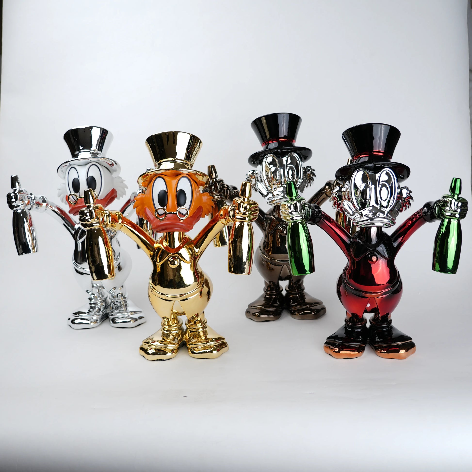 Chrome celebration duck decor holding bottles luxury bar showpiece for modern home styling