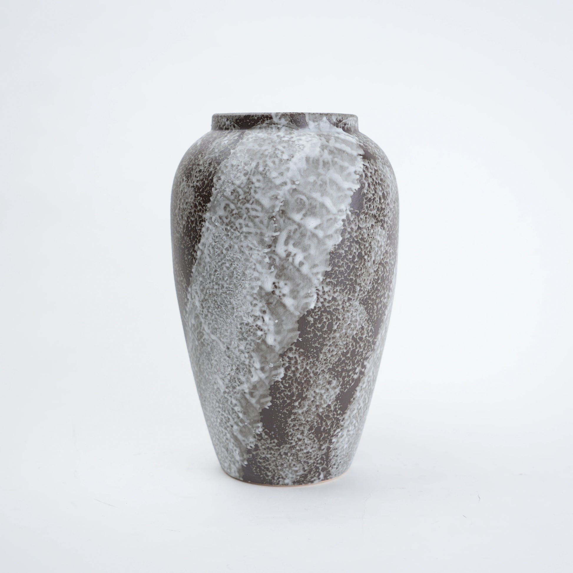 Squat mineral glaze vase, vertical streak