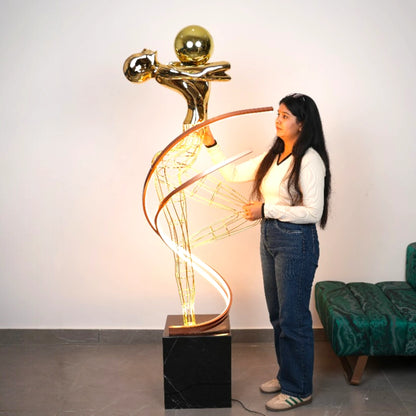 Sculptural Wireframe Floor Lamp