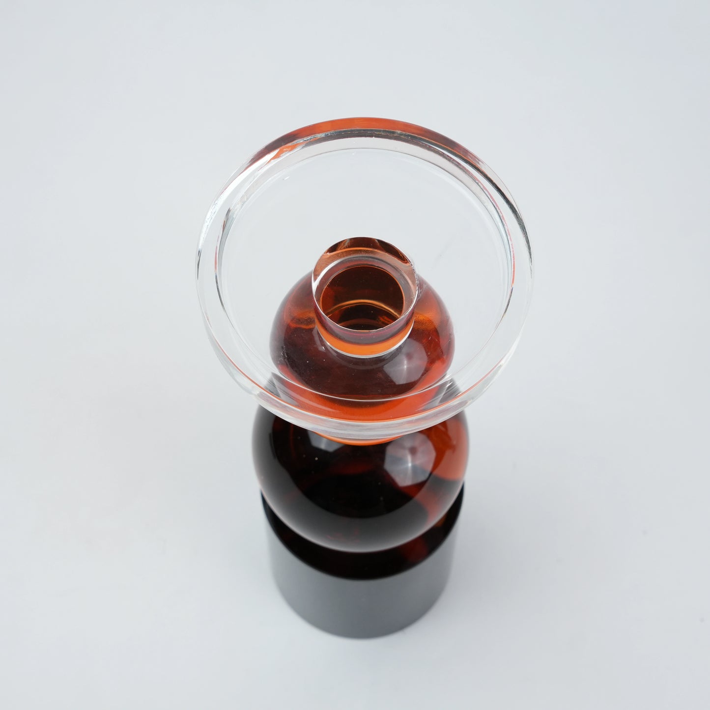 Orb candle holder, top-down dish detail