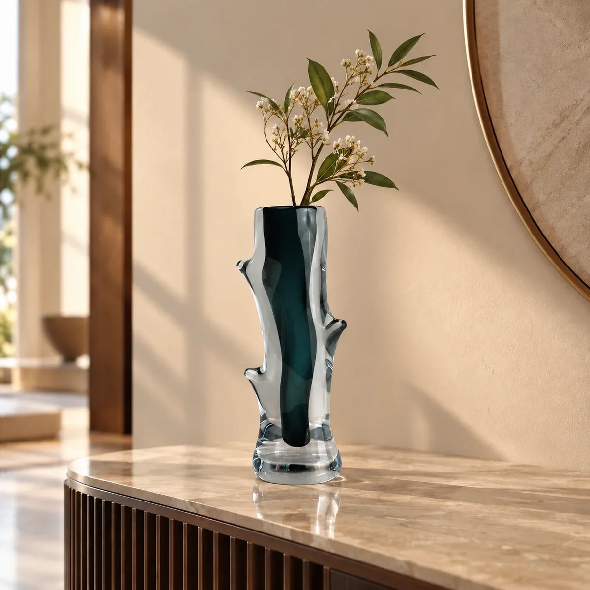 Emerald stem vase rim w/ small loop accent