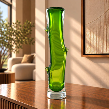 Emerald stem vase rim w/ small loop accent