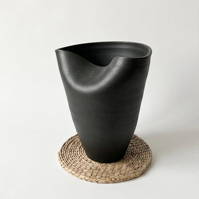 Flow Crest Vase