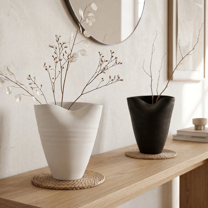 Flow Crest Vase