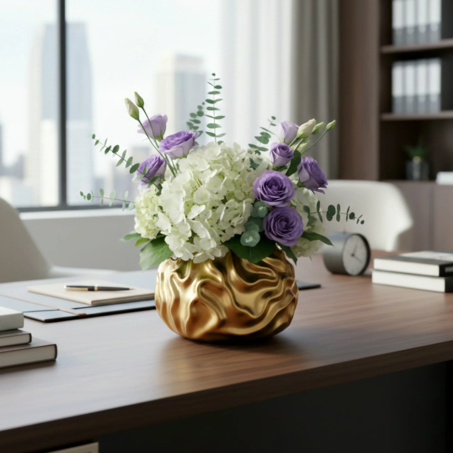 Luxury metallic ceramic decorative vases featuring sculptural fluid textures in gold and silver finishes, ideal for fresh flowers, console tables, dining spaces and modern designer interiors.