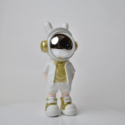 Cosmic Gold Voyager astronaut figurine with gold visor and white outfit