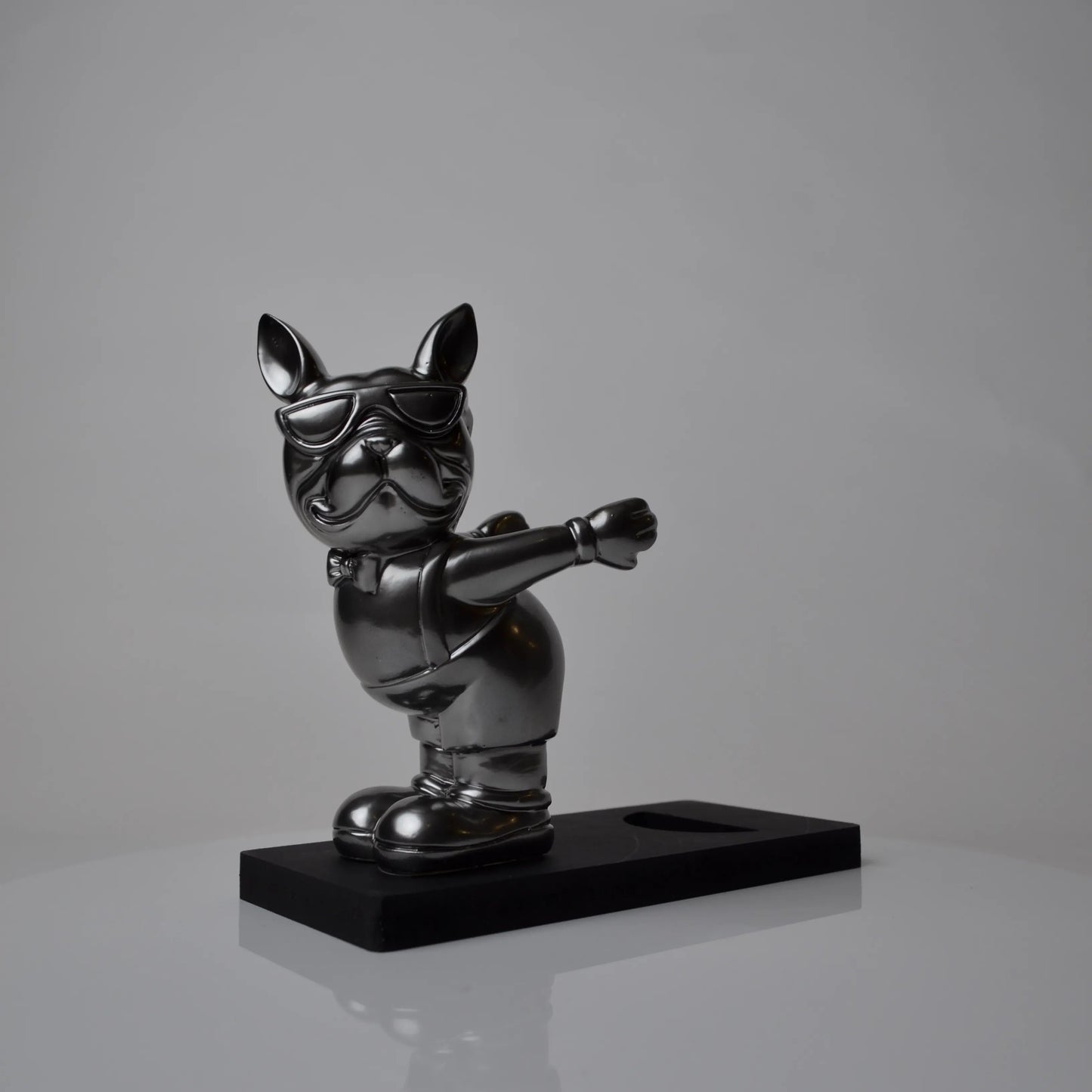 chrome silver bulldog wine holder