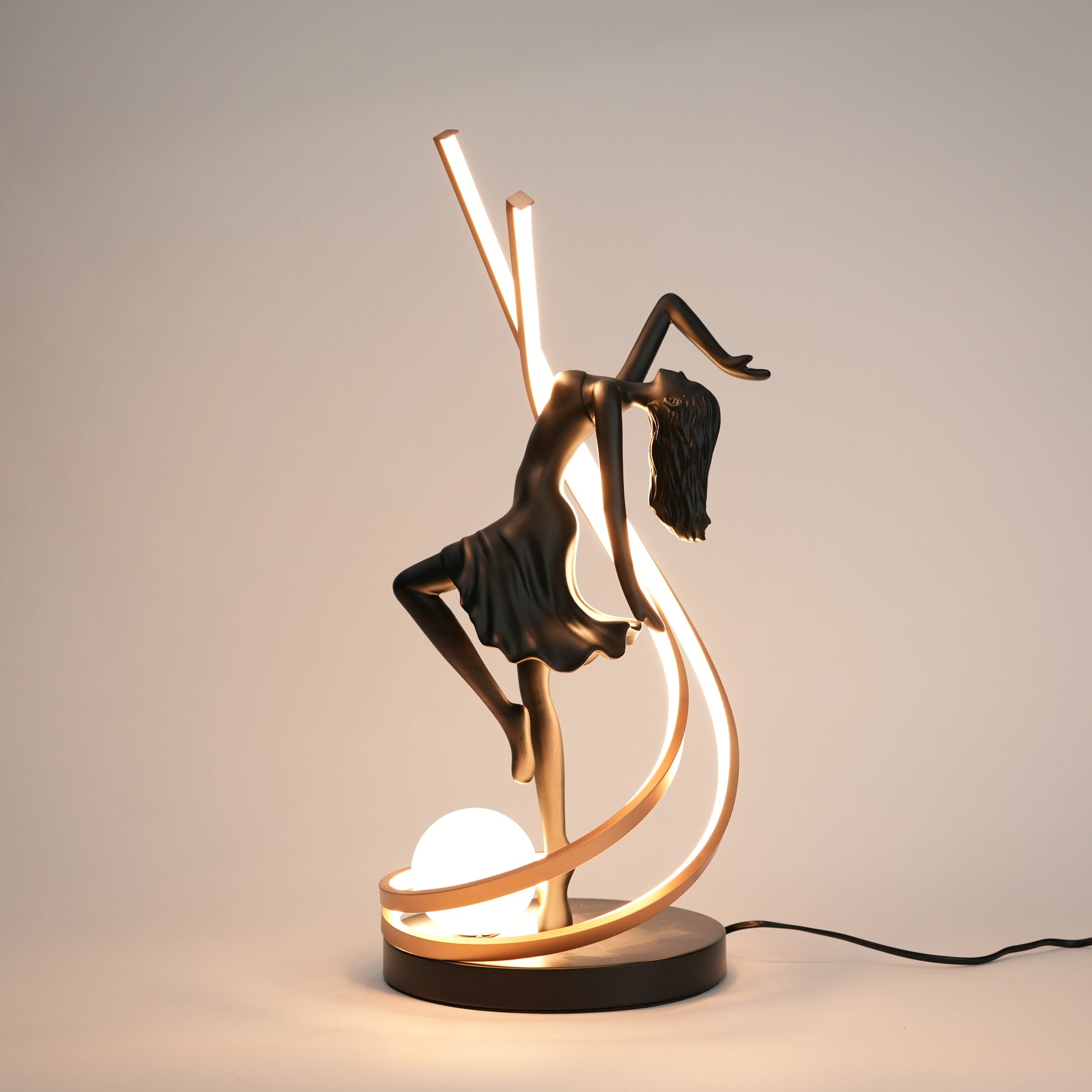 Matte black liberty sculpture lamp with warm LED arc modern decorative table lighting for home decor