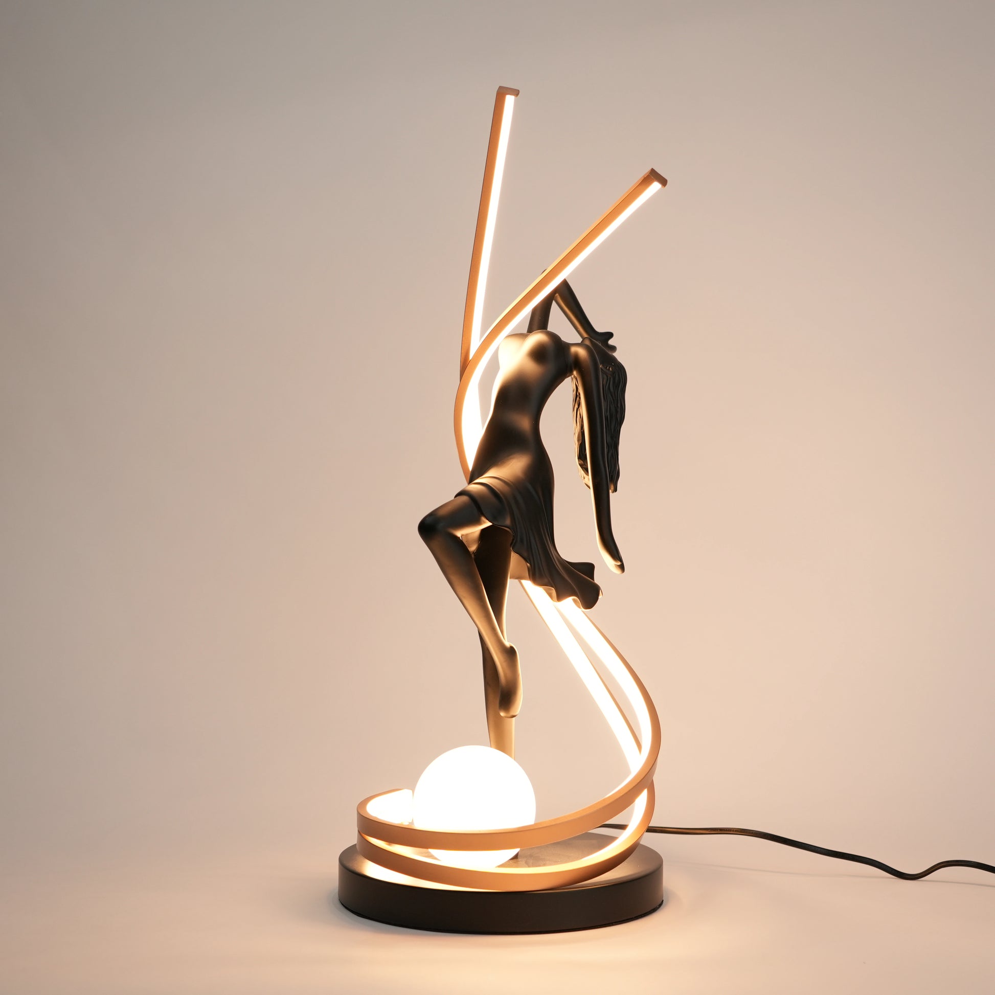 Decorative table lamp with artistic design