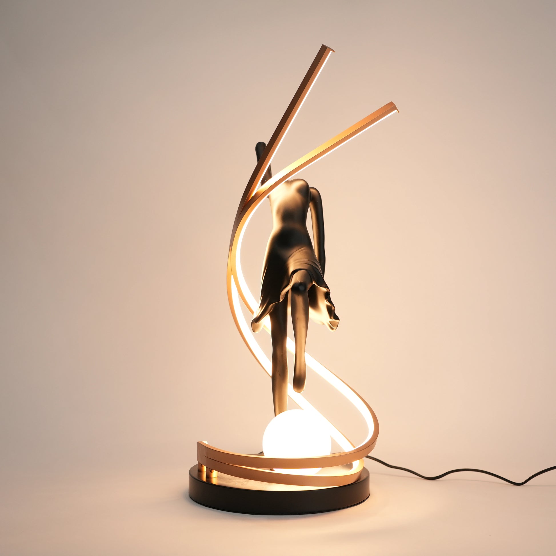 Matte black liberty sculpture lamp with warm LED arc modern decorative table lighting for home decor