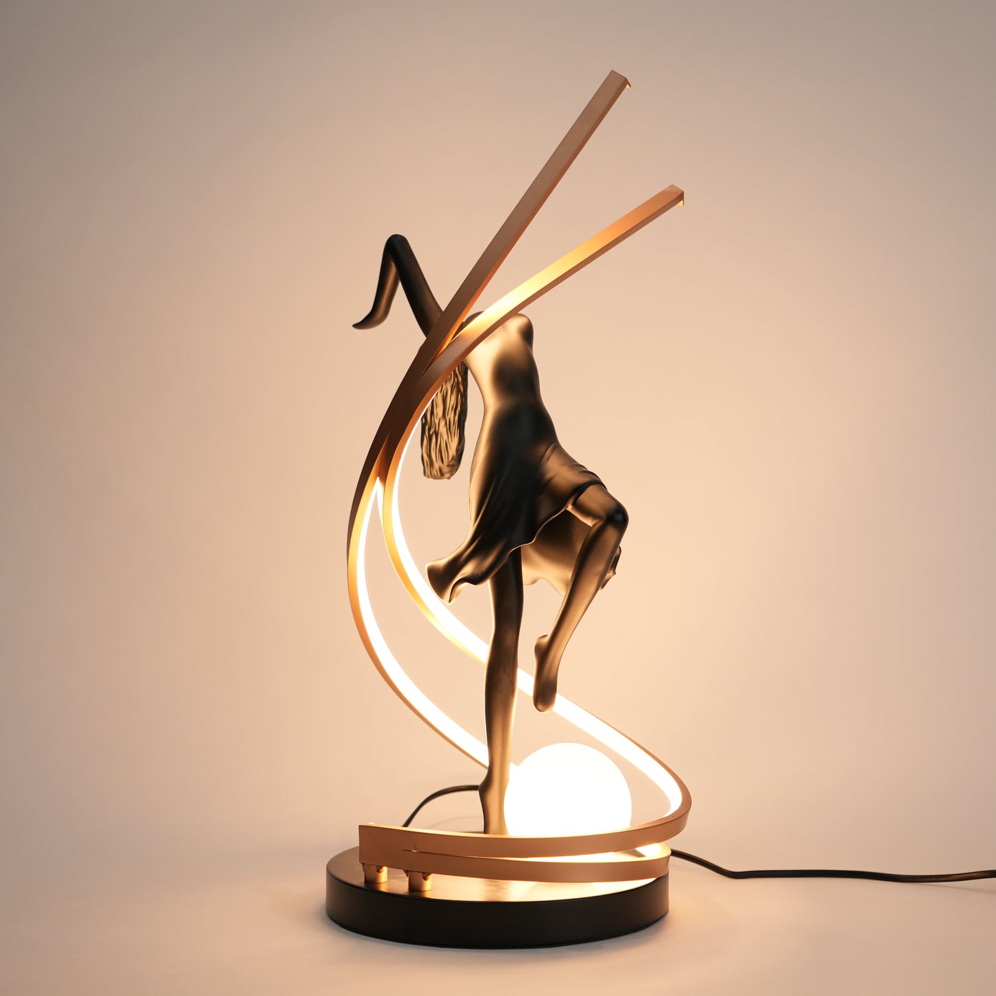 Matte black liberty sculpture lamp with warm LED arc modern decorative table lighting for home decor