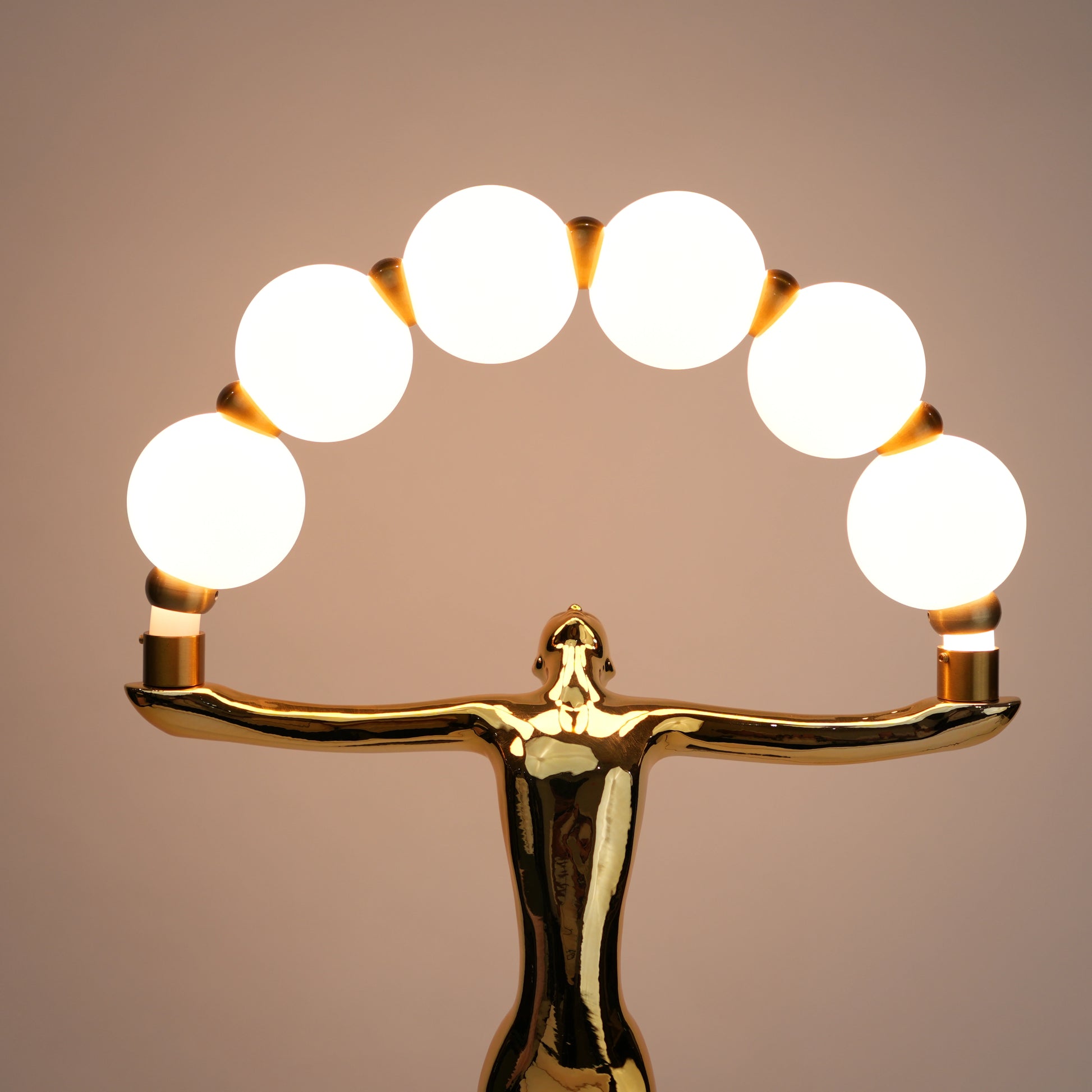 Gold human form table lamp with globe lights arc modern luxury decorative lighting for home decor