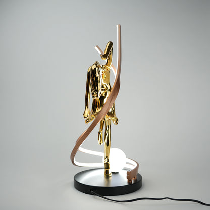 Gold female form sculpture lamp with LED arc modern luxury decorative table lighting for home decor