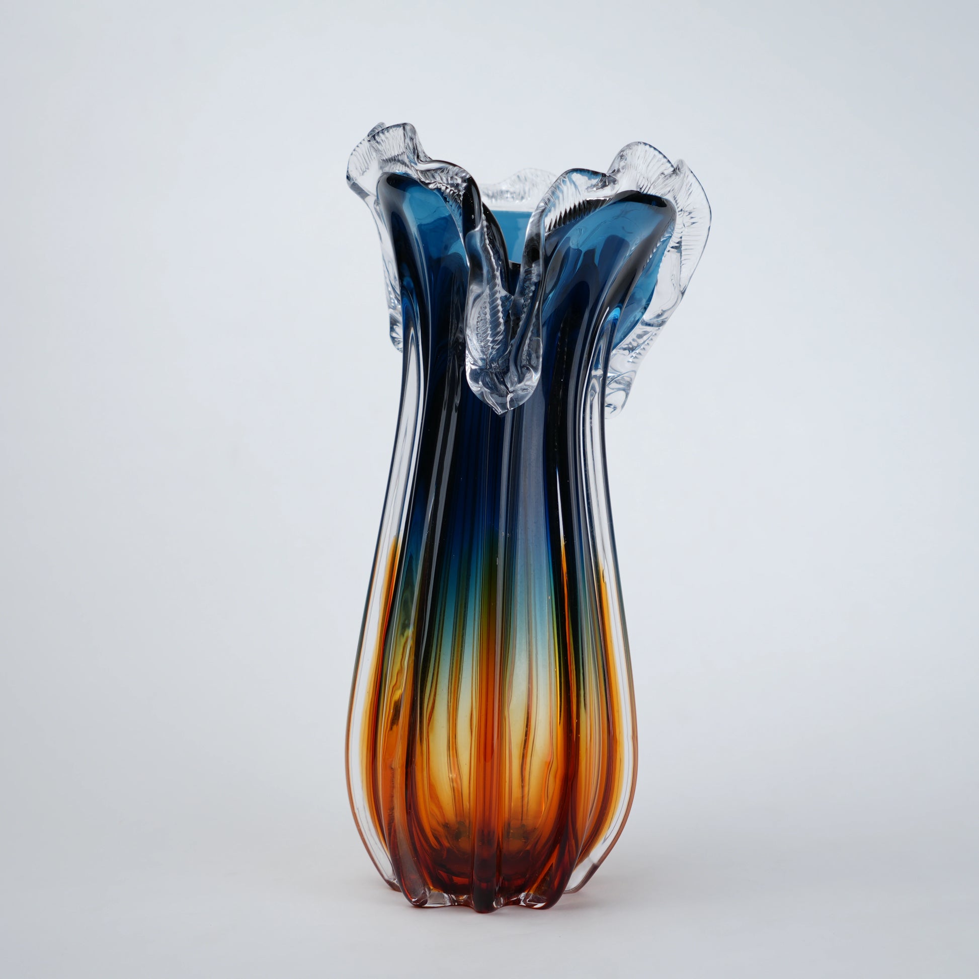 Aurora Drift vase crimped petal mouth 3/4