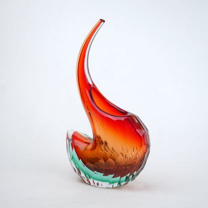 Curved gradient glass vase with side opening modern decor design