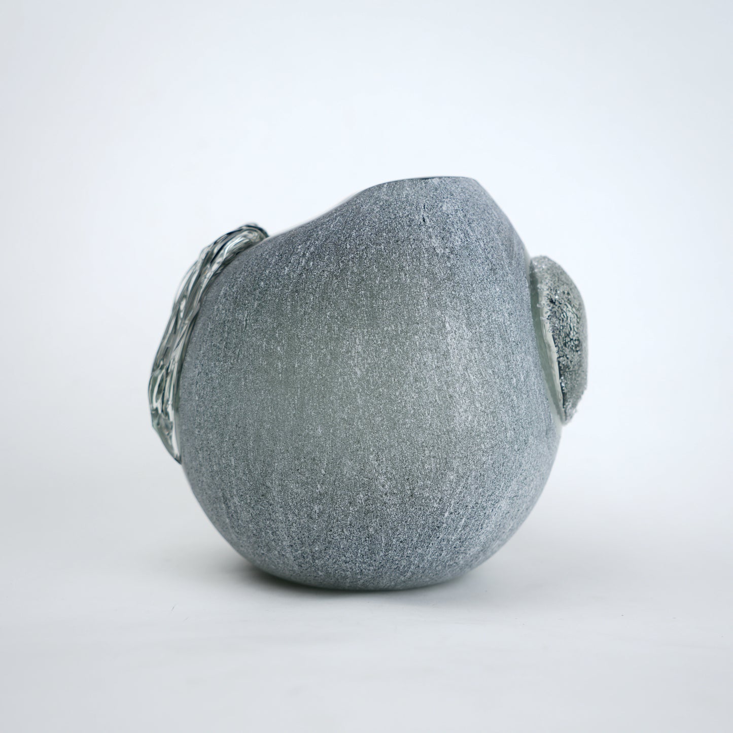 Orb Cut frosted vase, ribbon detail, side