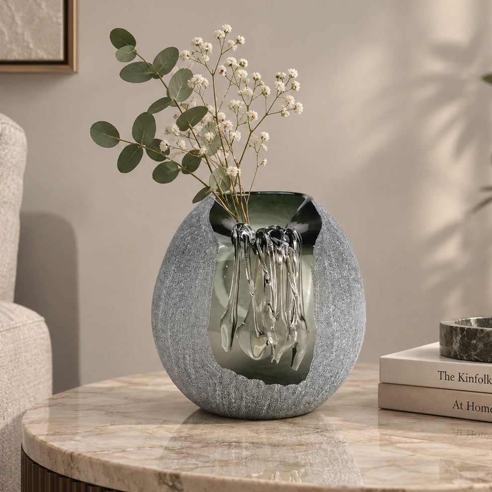Orb Cut pebbled grey, clear crest, alt front
