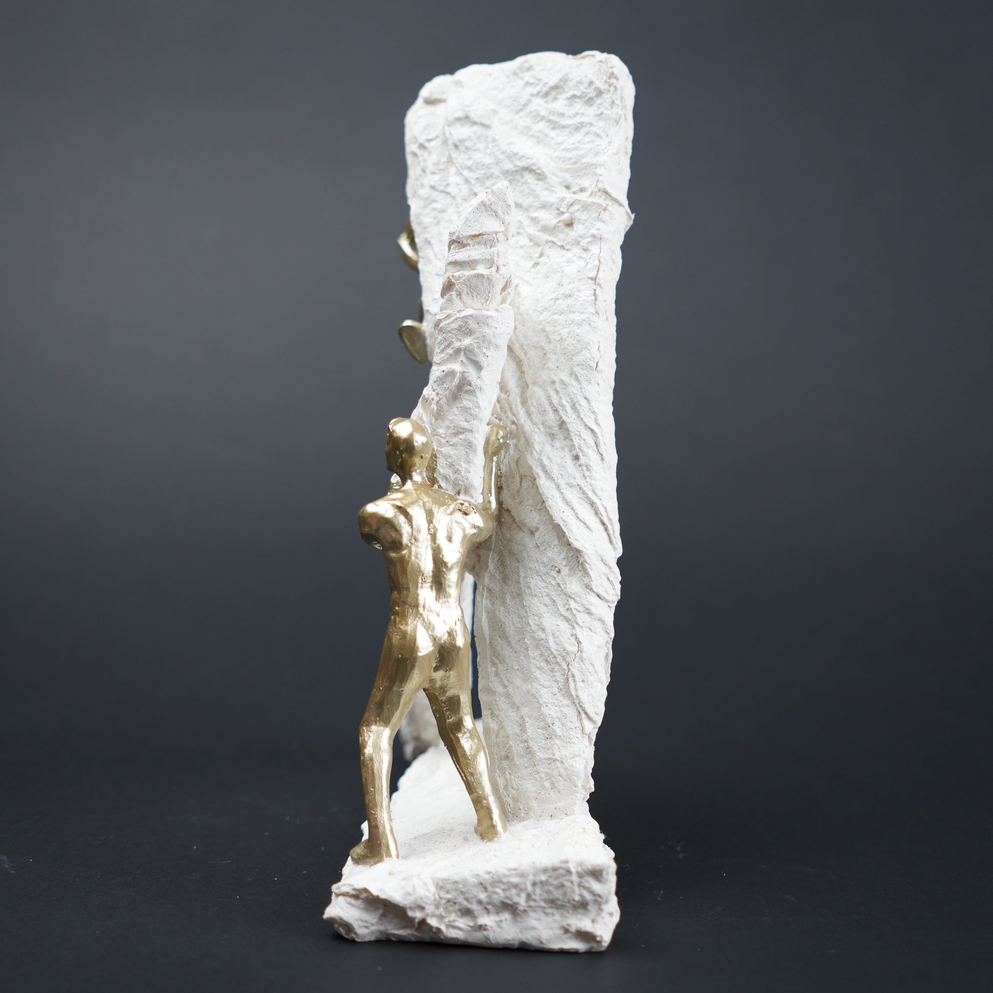 Elevate Form ivory close-up, charcoal side