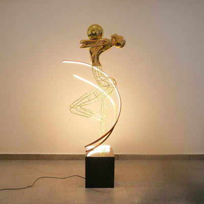 Sculptural Wireframe Floor Lamp
