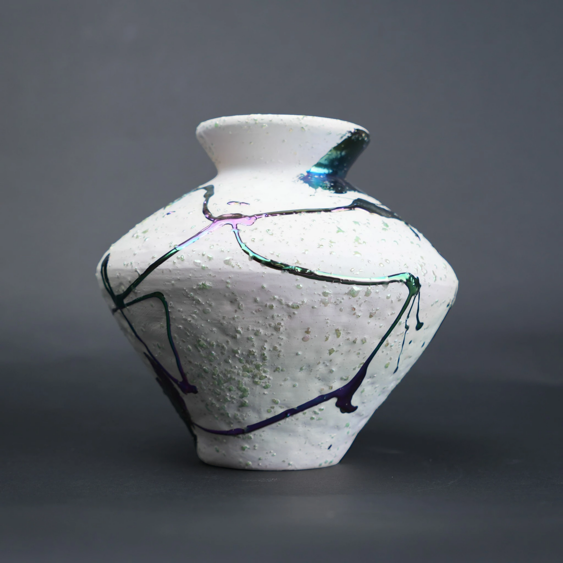 abstract splash white ceramic decorative vase