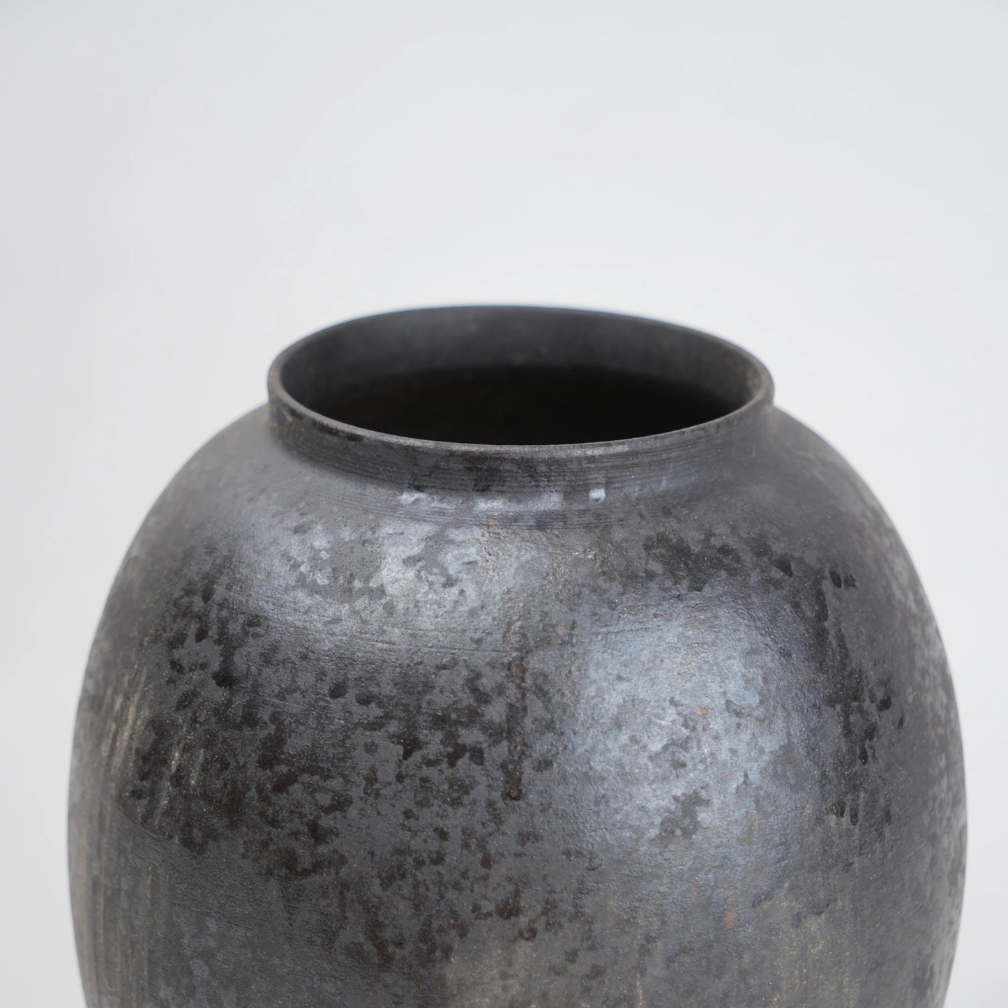 dark grey ceramic vase for living room