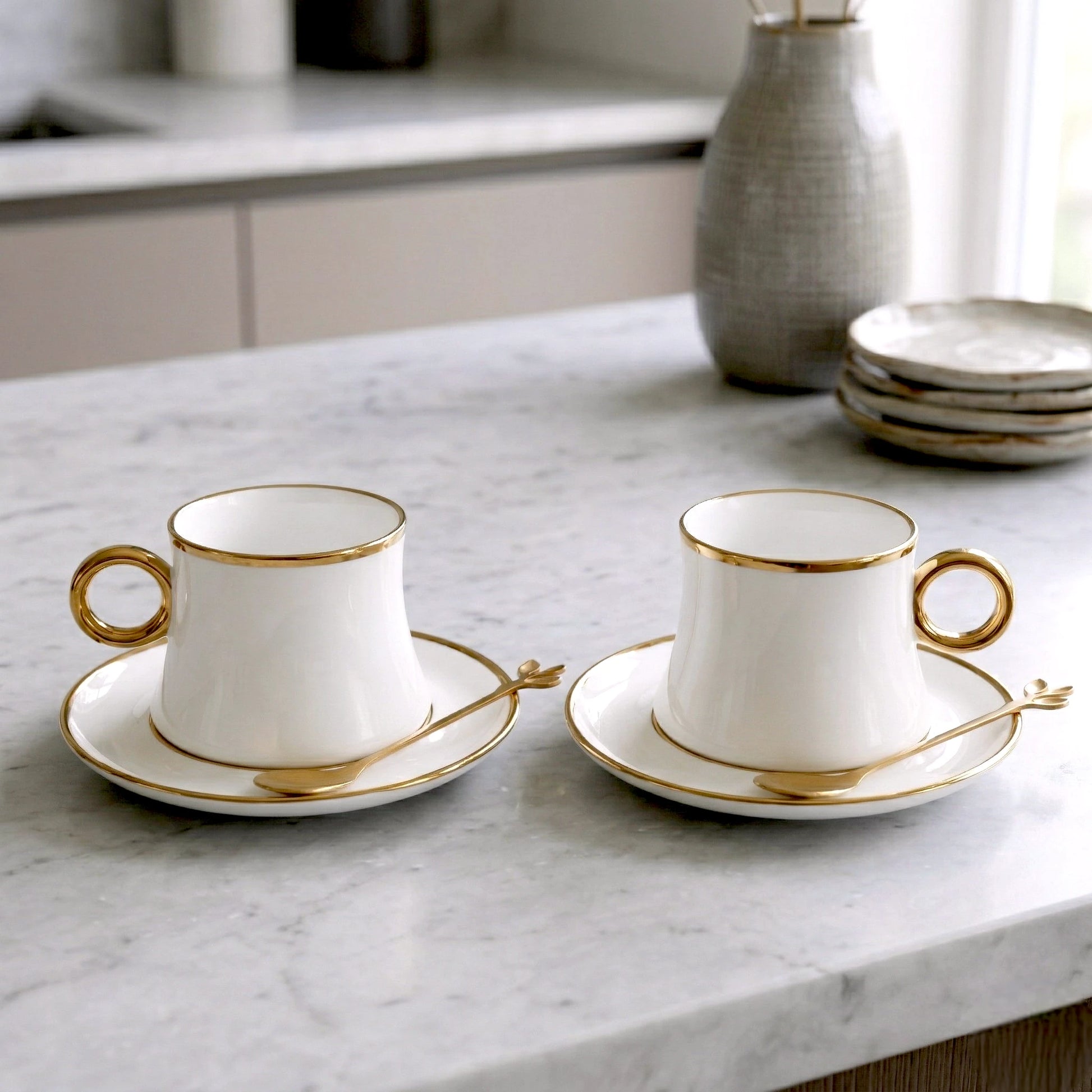 Aura Cup and Saucer Set complete set arrangement