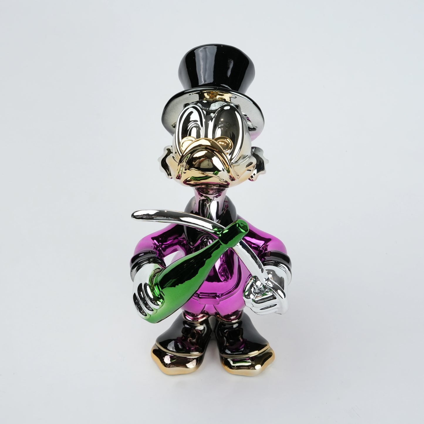 Victory Maestro Duck pink figurine decorative accent