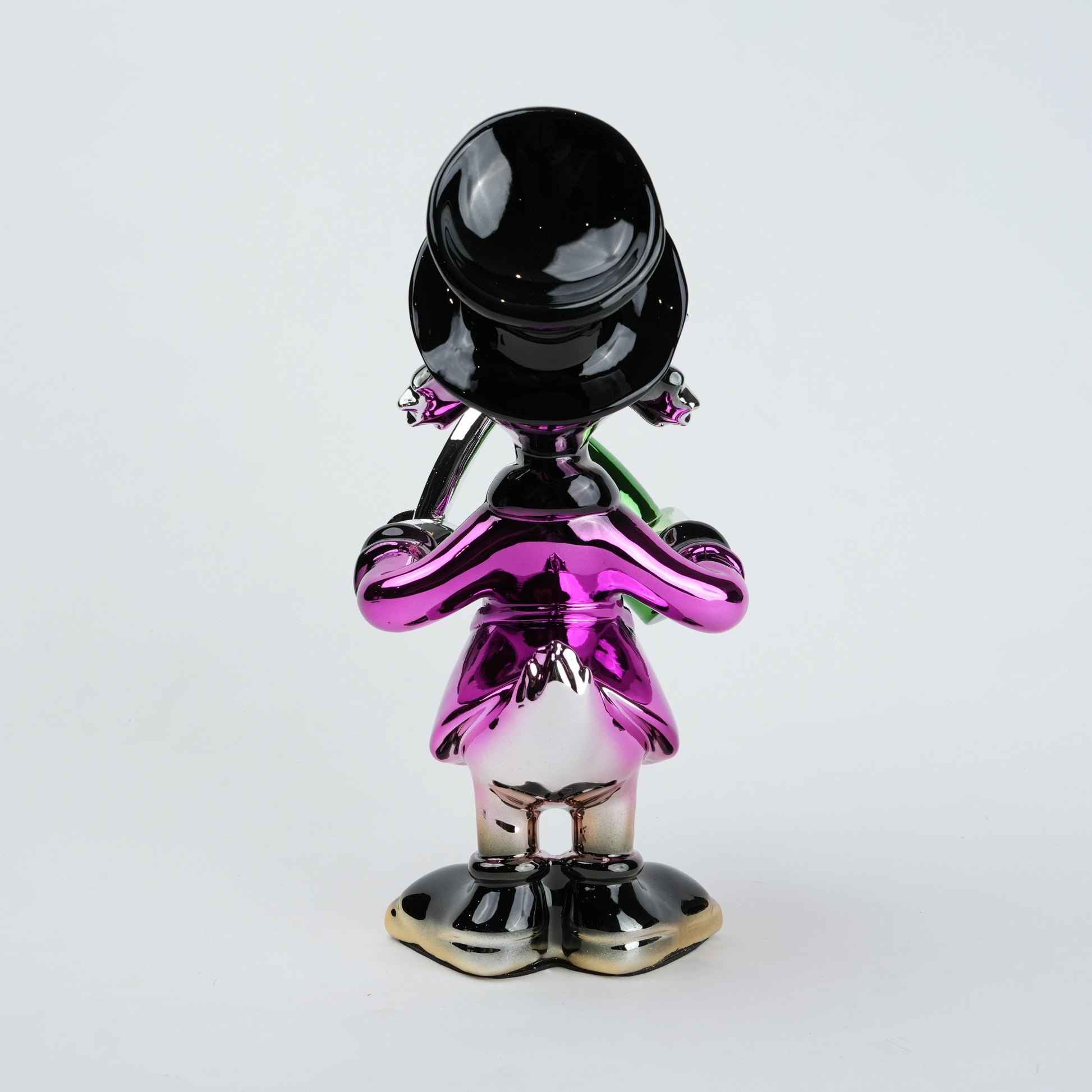 Victory Maestro Duck pink side view decor