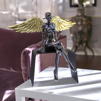 Golden Elegance Lady