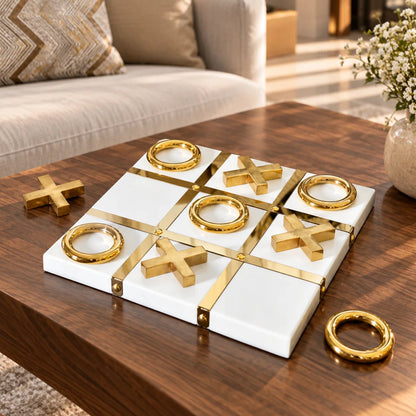Tic-tac-toe white set on grey knit throw