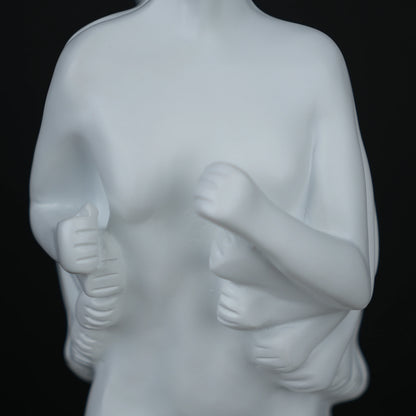 Graceful Motion Figurine - White