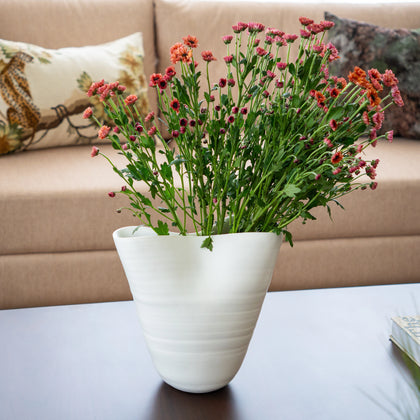 Flow Crest Vase