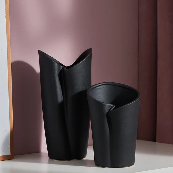 Flow Edge Vase
