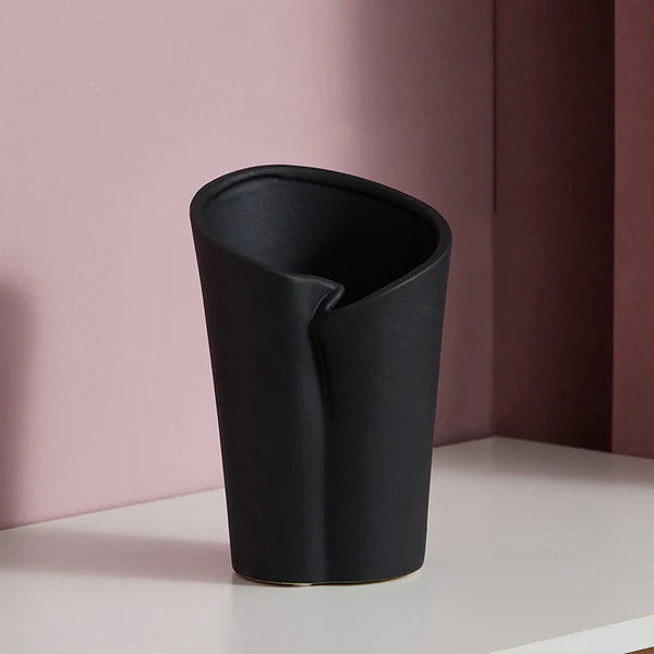 Flow Edge Vase