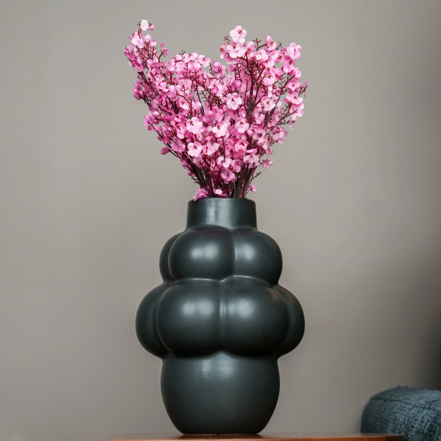 Luminara Orb Vase Black