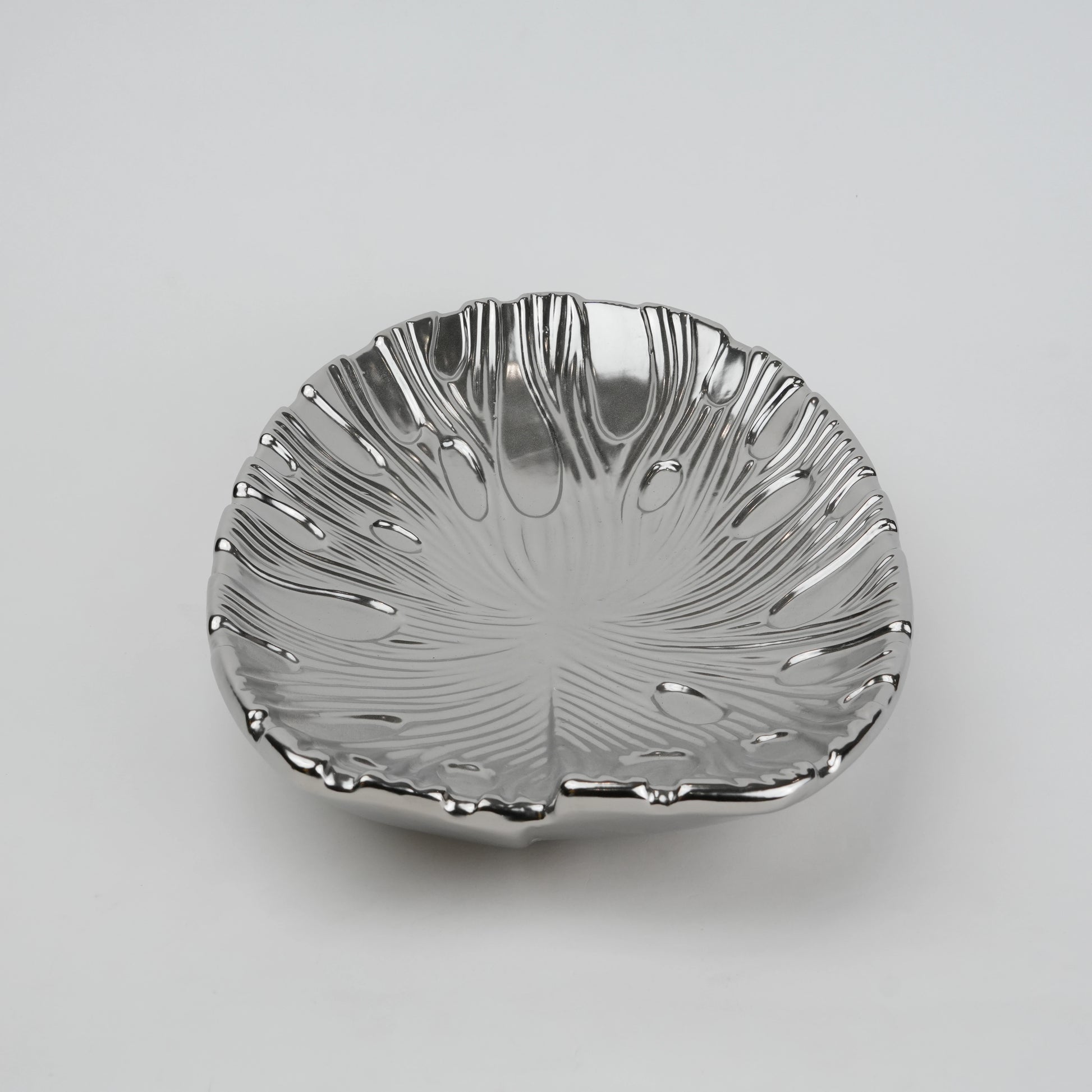 Gold and silver decorative serve plate with textured surface for table serving and home decor