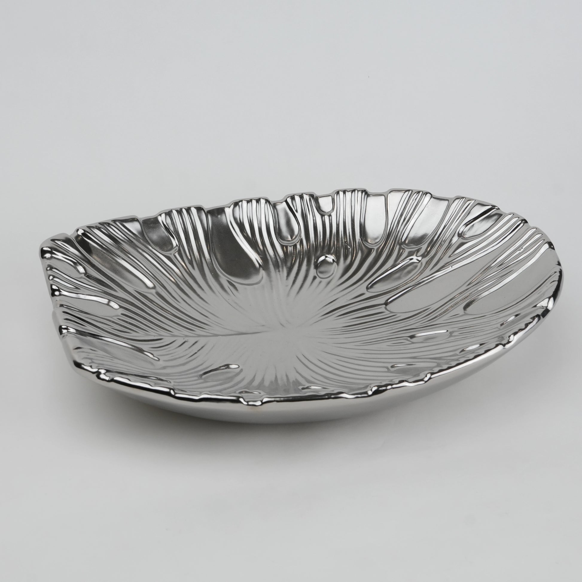 Gold and silver decorative serve plate with textured surface for table serving and home decor